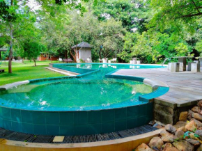 Nil Diya Mankada Safari Lodge